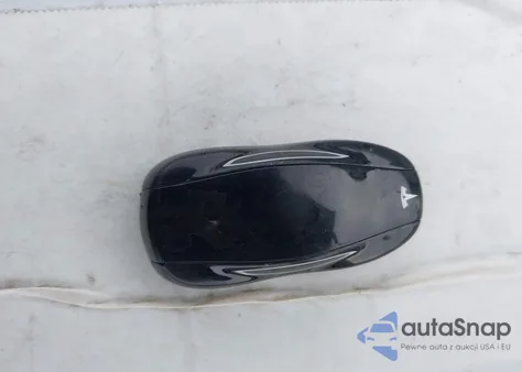 2013 Tesla Model S z USA, uszkodzony, nr VIN 5YJSA1AC6DFP10726